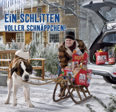 Navy wurde für Werbezwecke zu Weihnachten für die Firma Fressnapf Tiernahrungs GmbH fotografiert.